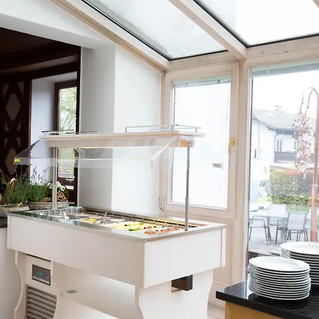 Ξενοδοχείο Am Wald 3*